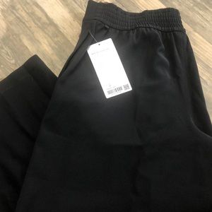 Lululemon with the flow pants 12-NWT
